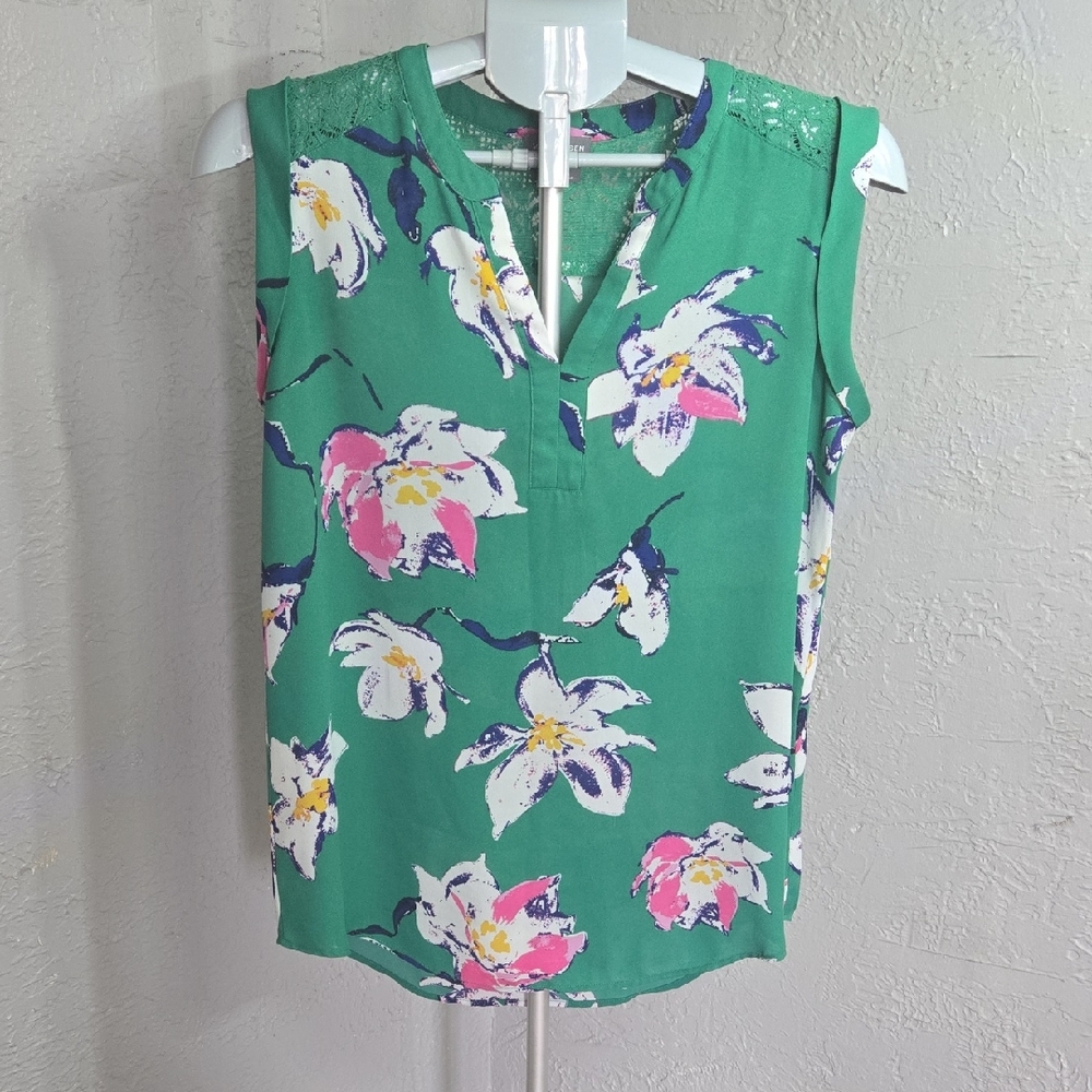 Van Heusen Green Floral Sleeveless Blouse V Neck Lace Detail